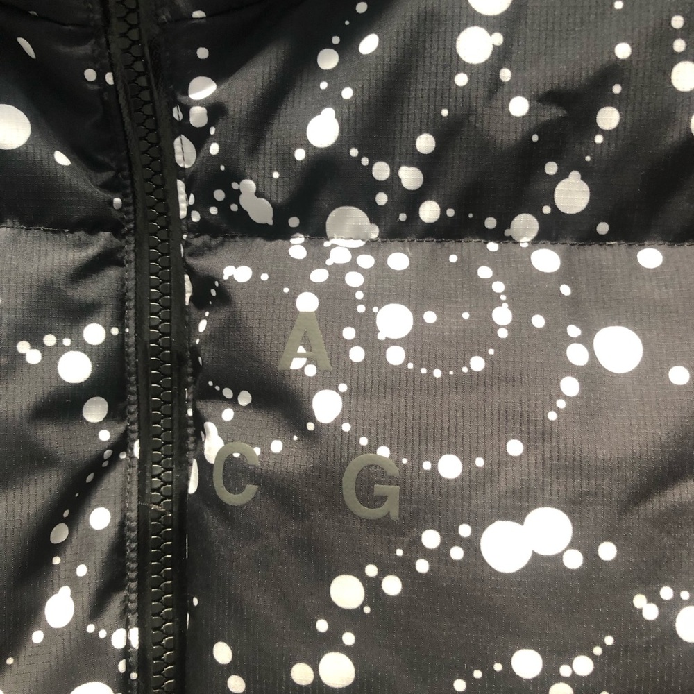 Nike ACG Puffer Vest Size M - Picture 3 of 5